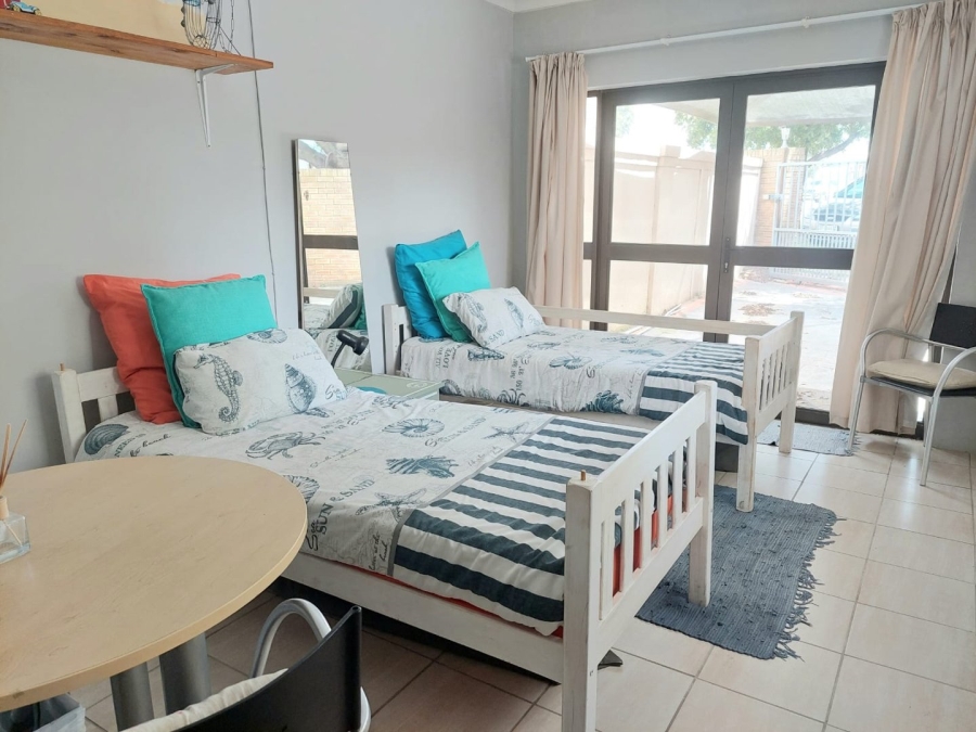 4 Bedroom Property for Sale in Hartenbos Central Western Cape